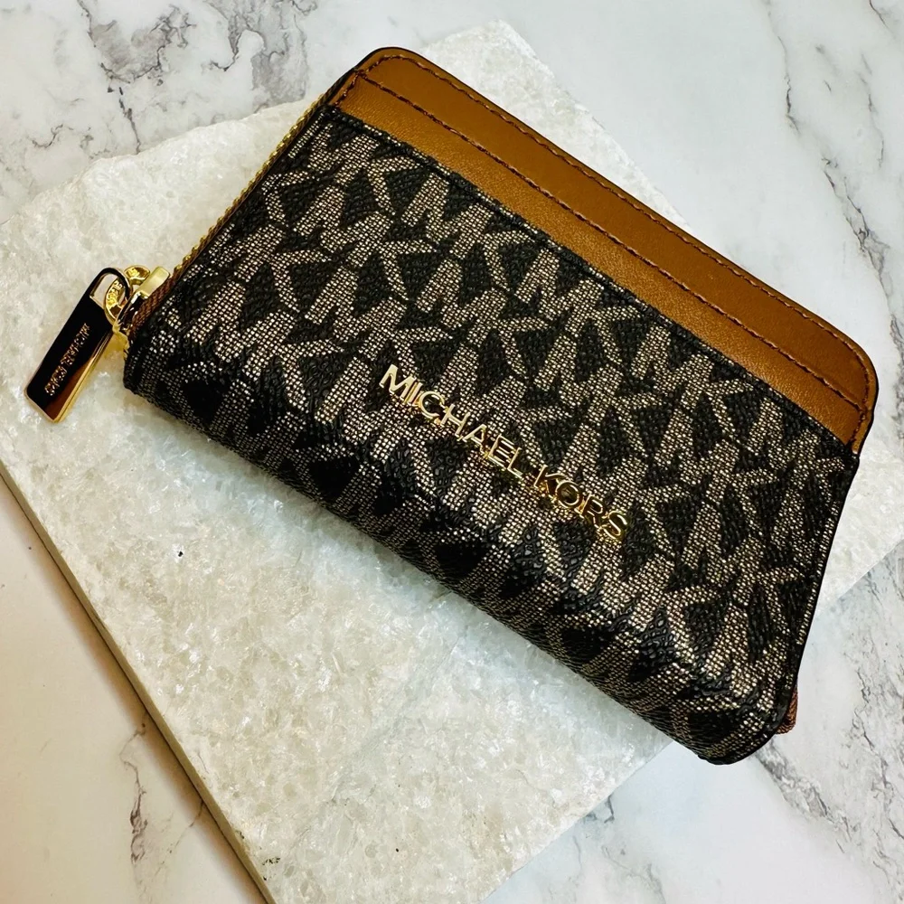 Michael Kors friendly card